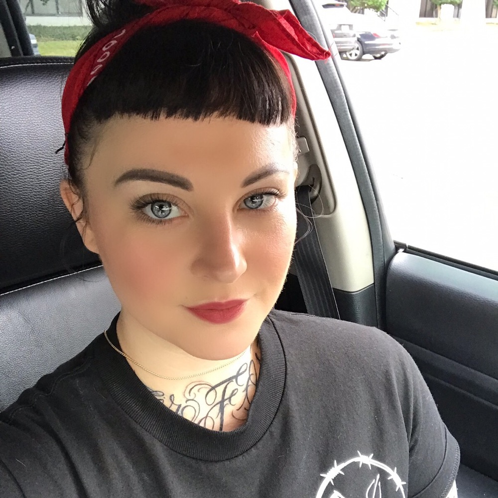 Meet your Posher, Samantha